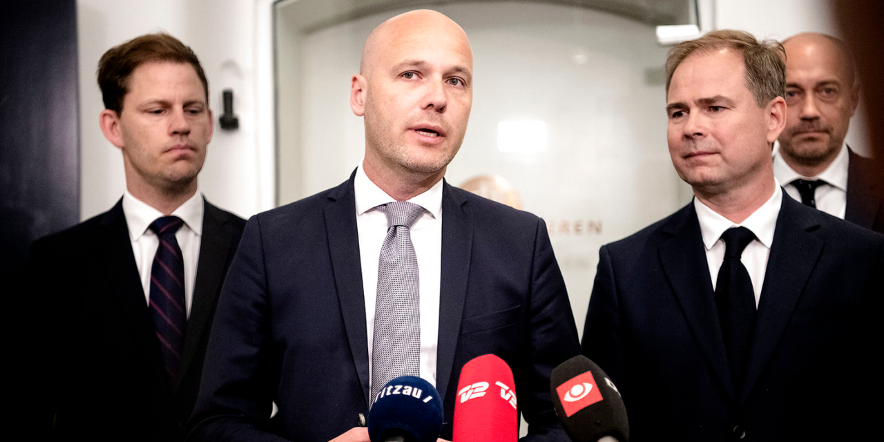 Region forlænger aftale om underskudsramt bornholmsk flyrute